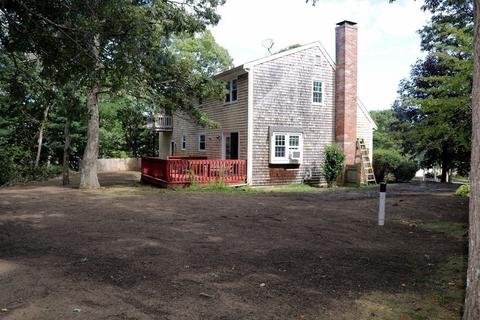 9 Pequot Ct, Mashpee, MA 02649 photo 16
