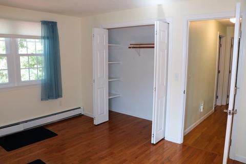 9 Pequot Ct, Mashpee, MA 02649 photo 8