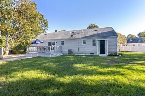 30 Wellesley Cir, Barnstable, MA 02601 photo 33