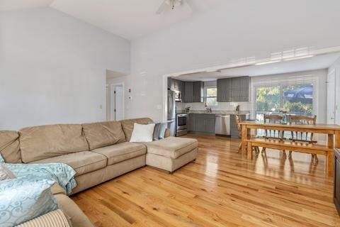 30 Wellesley Cir, Barnstable, MA 02601 photo 15