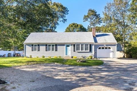 30 Wellesley Cir, Barnstable, MA 02601 photo 4