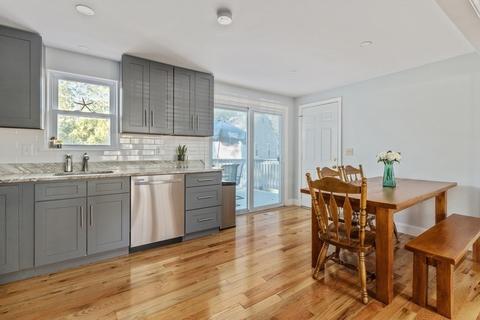 30 Wellesley Cir, Barnstable, MA 02601 photo 12