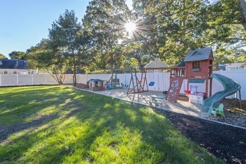 30 Wellesley Cir, Barnstable, MA 02601 photo 3