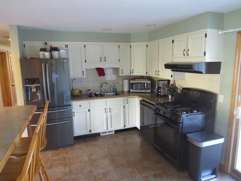 70 Dwight St, Hatfield, MA 01038 photo 2