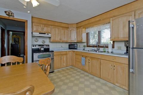 110 Silvin Rd, Chicopee, MA 01013 photo 11