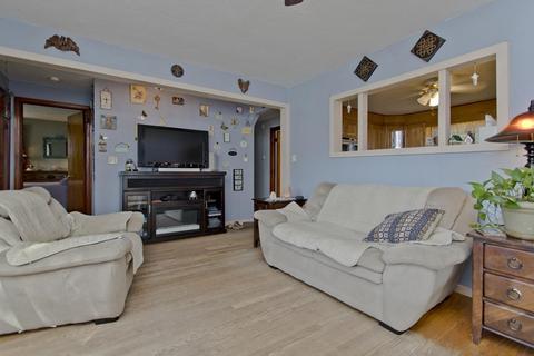 110 Silvin Rd, Chicopee, MA 01013 photo 8