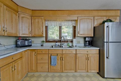 110 Silvin Rd, Chicopee, MA 01013 photo 15