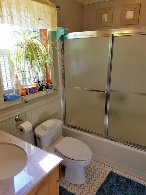 307 Anthony St, Fall River, MA 02721 photo 9