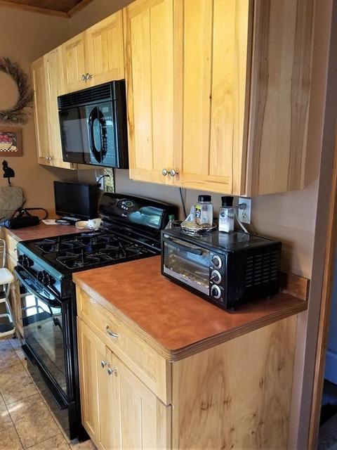 307 Anthony St, Fall River, MA 02721 photo 7
