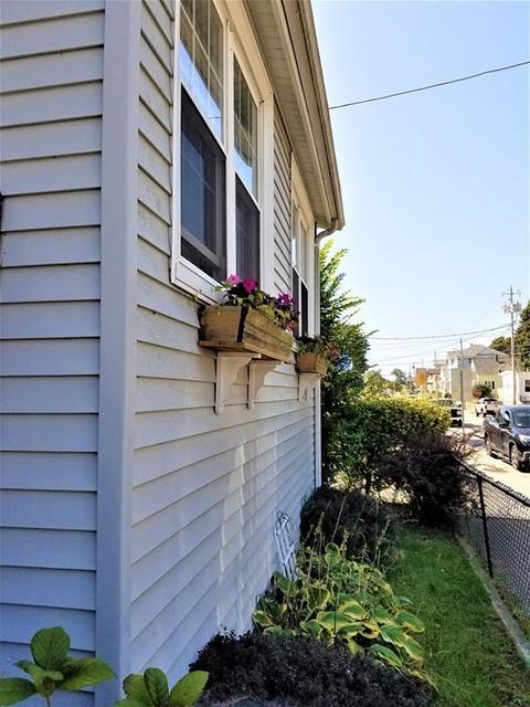 307 Anthony St, Fall River, MA 02721 photo 3