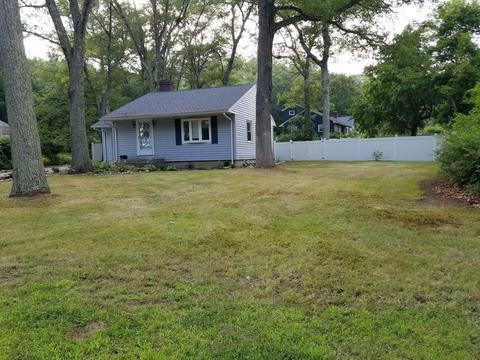472 Pleasant St, Franklin, MA 02038 photo 12
