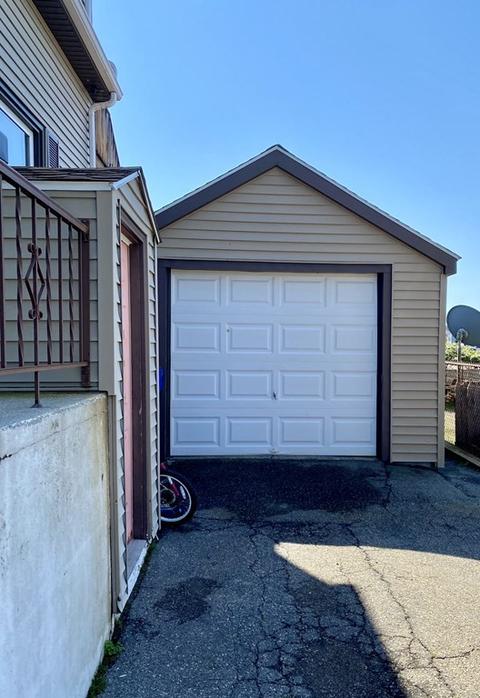 67 Langley St, Fall River, MA 02720 photo 4