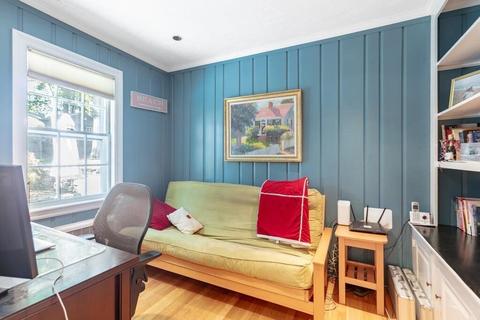 38 Baker Cir, Brookline, MA 02467 photo 11