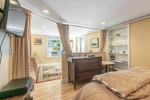 38 Baker Cir, Brookline, MA 02467 photo 19