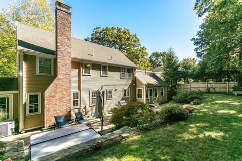 38 Baker Cir, Brookline, MA 02467 photo 22