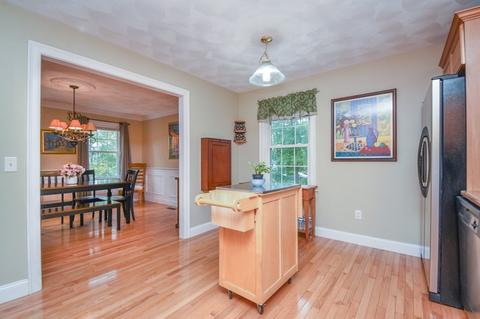 26 Mohawk Cir, Georgetown, MA 01833 photo 10