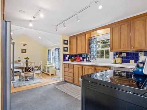 190 Mckay St, Beverly, MA 01915 photo 11
