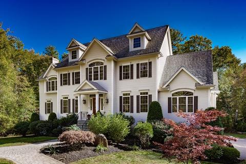 63 Bridge St, Raynham, MA 02767 photo 1