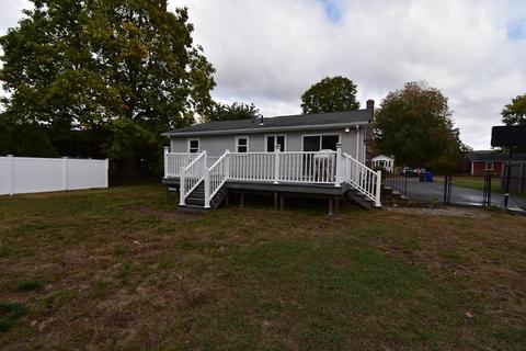 41 Peloquin Dr, Easthampton, MA 01027 photo 23