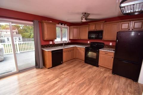 41 Peloquin Dr, Easthampton, MA 01027 photo 11