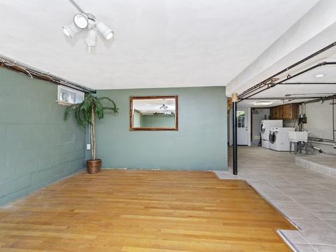 100 Risley Rd, Chestnut Hill, MA 02467 photo 25