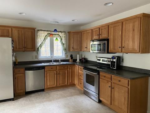 73 Cummings Rd, Ware, MA 01082 photo 5