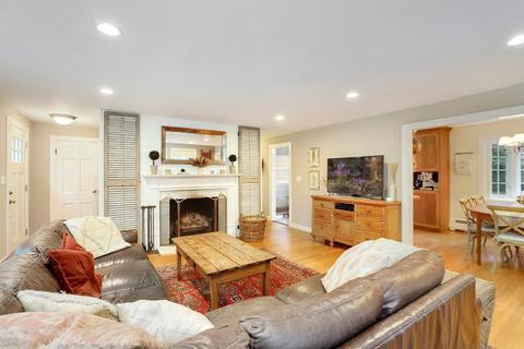 256 School St, Acton, MA 01720 photo 4