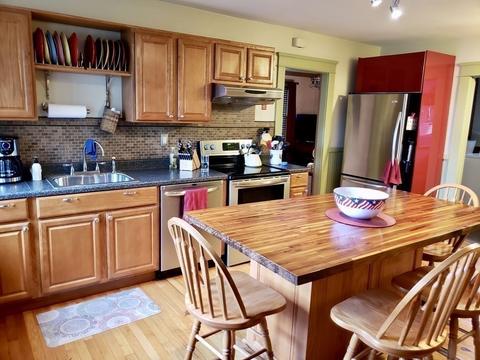 38 Moon St, Southbridge, MA 01550 photo 16