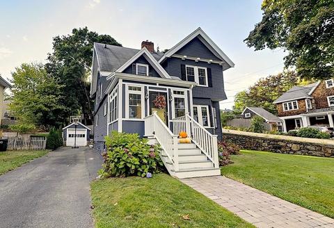 45 Pearson St, Beverly, MA 01915 photo 2
