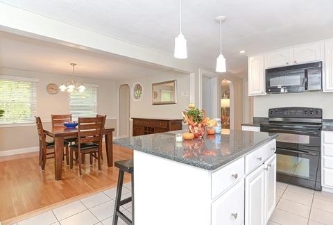 77 Harvard St, Walpole, MA 02081 photo 14