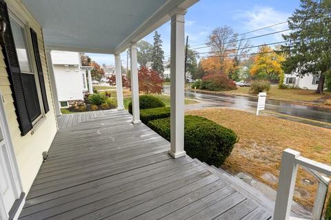 17 Maple St, Braintree, MA 02184 photo 3