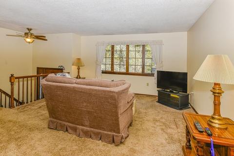 447 Plain St, Braintree, MA 02184 photo 4