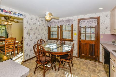 447 Plain St, Braintree, MA 02184 photo 9