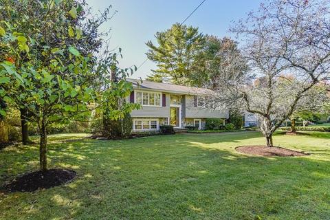 447 Plain St, Braintree, MA 02184 photo 2