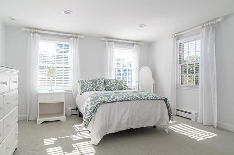 11 Mountview Rd, Wellesley, MA 02481 photo 17