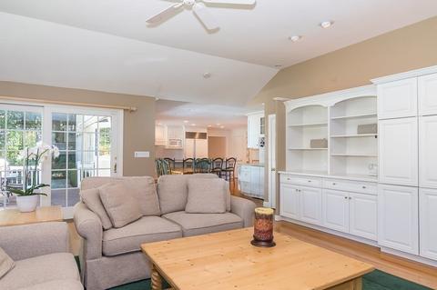 11 Mountview Rd, Wellesley, MA 02481 photo 10
