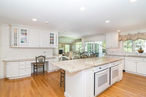 11 Mountview Rd, Wellesley, MA 02481 photo 5