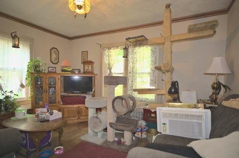 97 Francis St, Springfield, MA 01104 photo 4