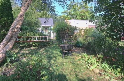 97 Francis St, Springfield, MA 01104 photo 9