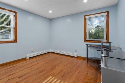41 Devonshire Dr, Mashpee, MA 02649 photo 4