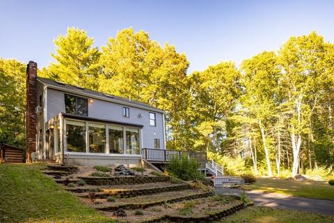 1 Arnold Dr, Raynham, MA 02767 photo 4