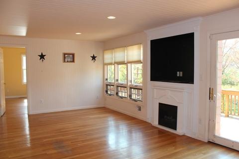 25 Mendon St, Upton, MA 01568 photo 12