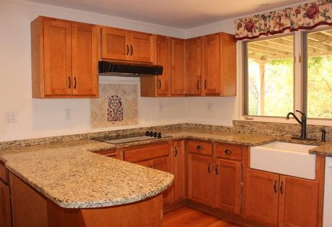 25 Mendon St, Upton, MA 01568 photo 2