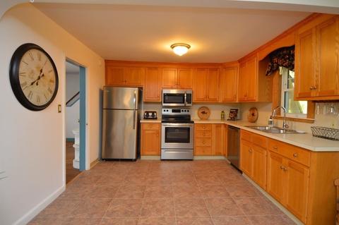 320 Plain St, Millis, MA 02054 photo 10