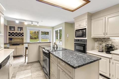 43 Ashbrook Dr, Hampton, NH 03842 photo 12