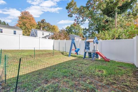 975 Allen St, Springfield, MA 01118 photo 22