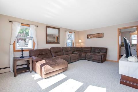975 Allen St, Springfield, MA 01118 photo 4