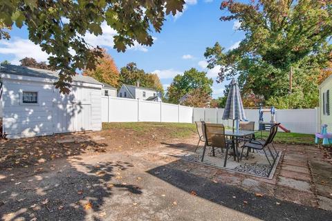 975 Allen St, Springfield, MA 01118 photo 23