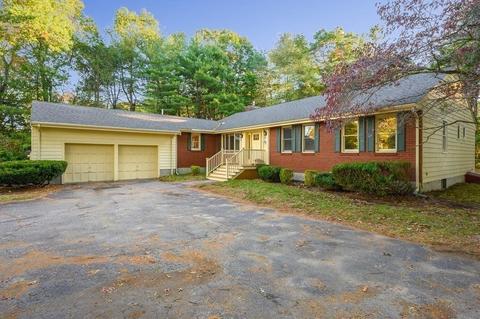 445 Gardner St, Hingham, MA 02043 photo 3