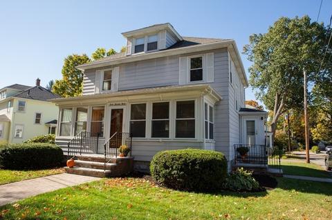 7 Sherman St, Maynard, MA 01754 photo 2